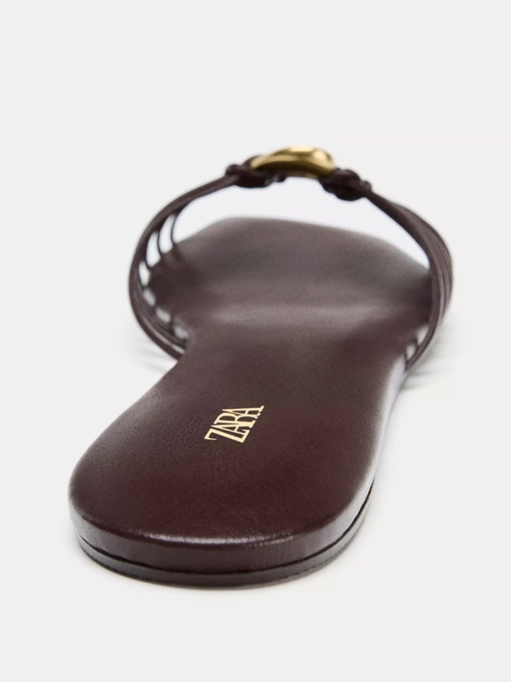 Beautiful sandals - Picture 3 of 4